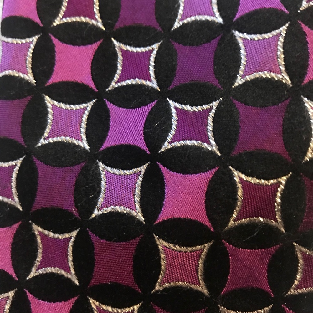 Croft&Barrow 92% Silk Necktie - Picture 2 of 9